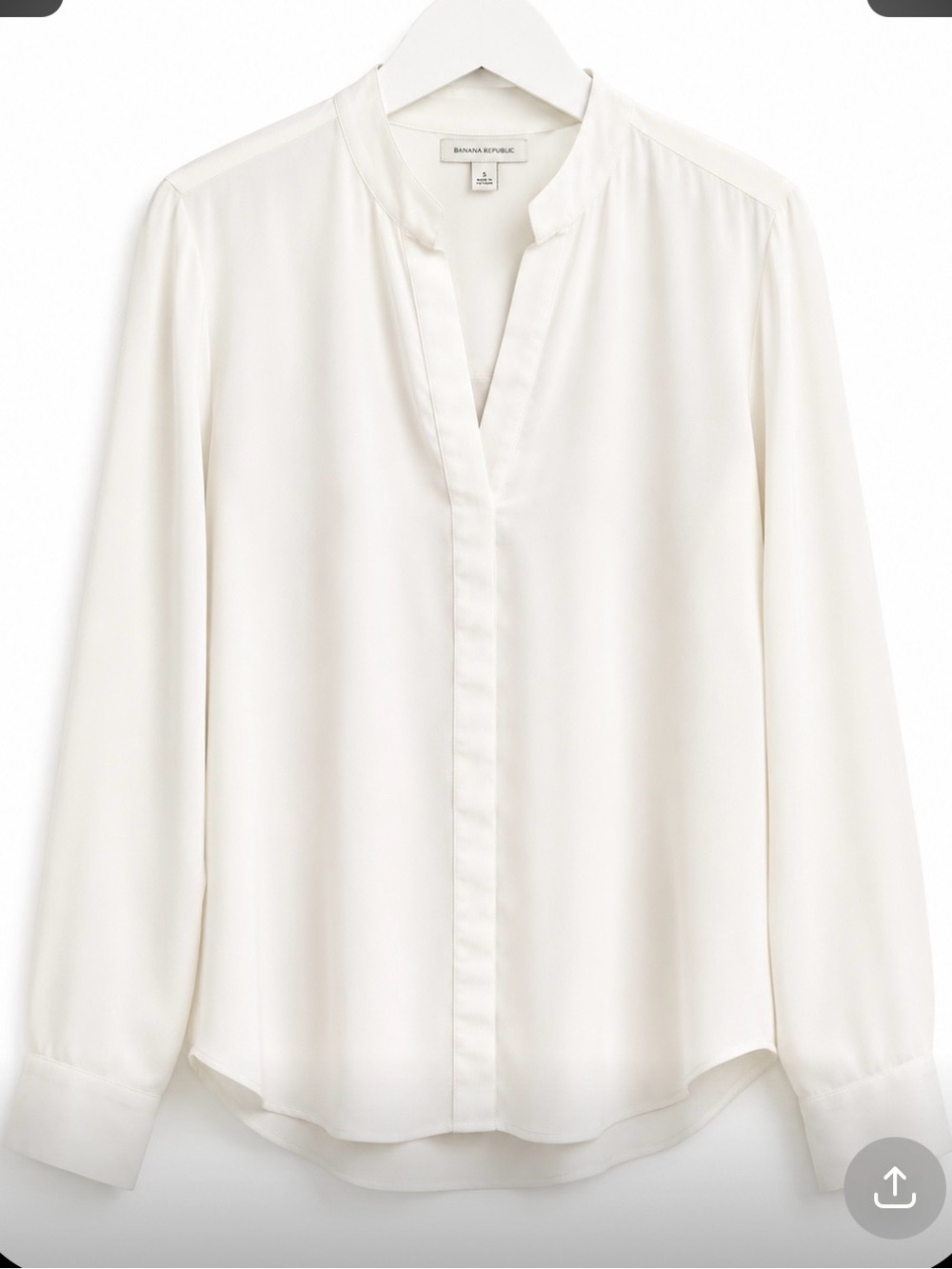 Tahari Women's Ivory Split-Neck Blouse